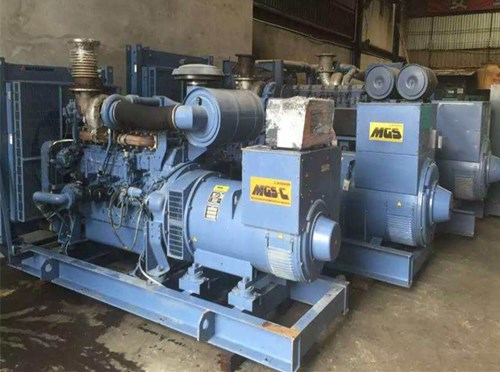 庐江发电机组带负载降电压是什么原因照成的？