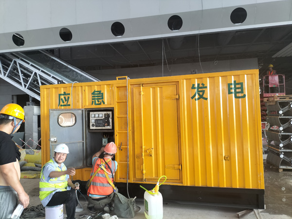 庐江怎样判断空气滤清器是否需要更换？